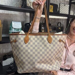 Checkered Tote Bag with Tan Accents